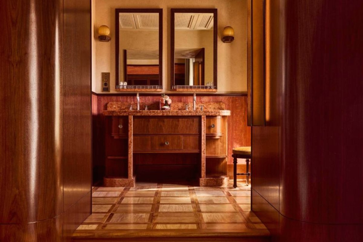 Orient Express La Minerva view 3