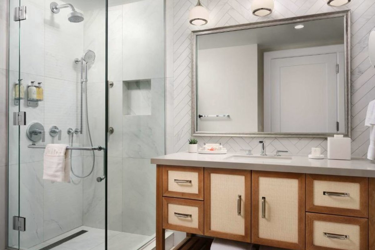 Shore House at The Del, LXR Hotels & Resorts view 3