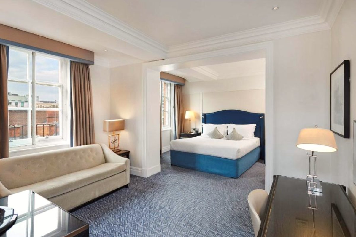 Waldorf Astoria London – Admiralty Arch view 2