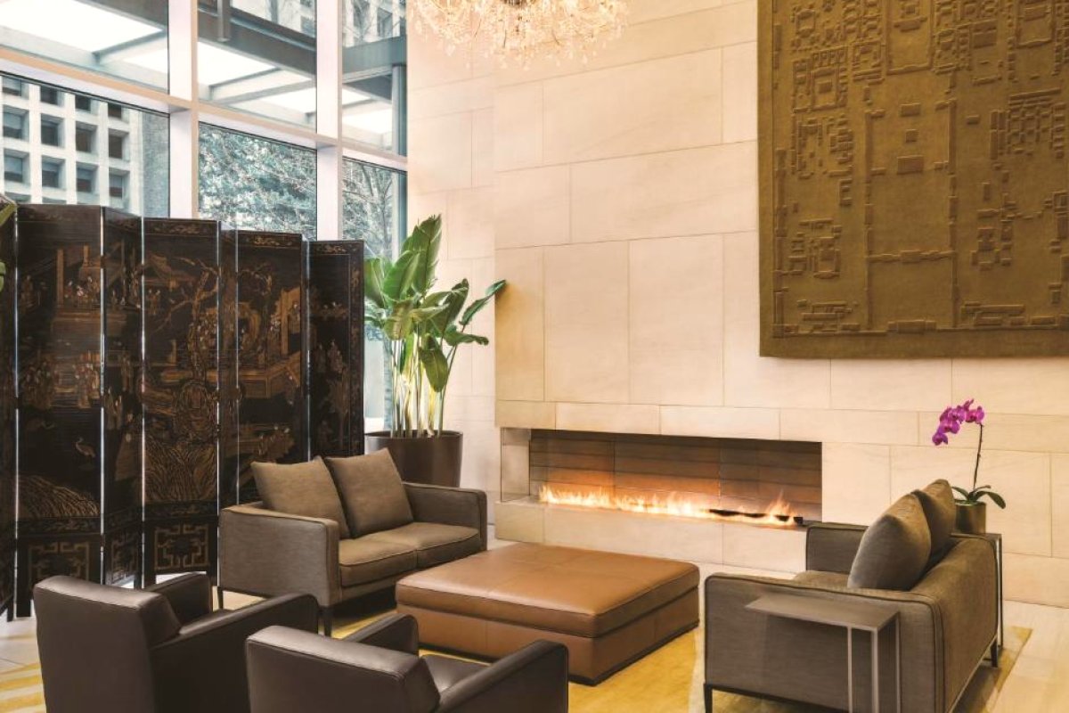 Hyatt Vancouver Downtown Alberni view 5