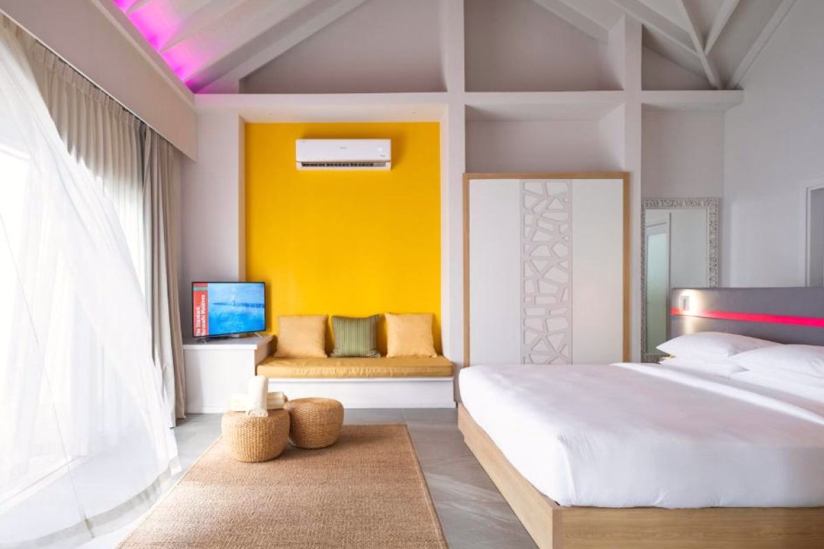 The Standard, Huruvalhi Maldives view 2