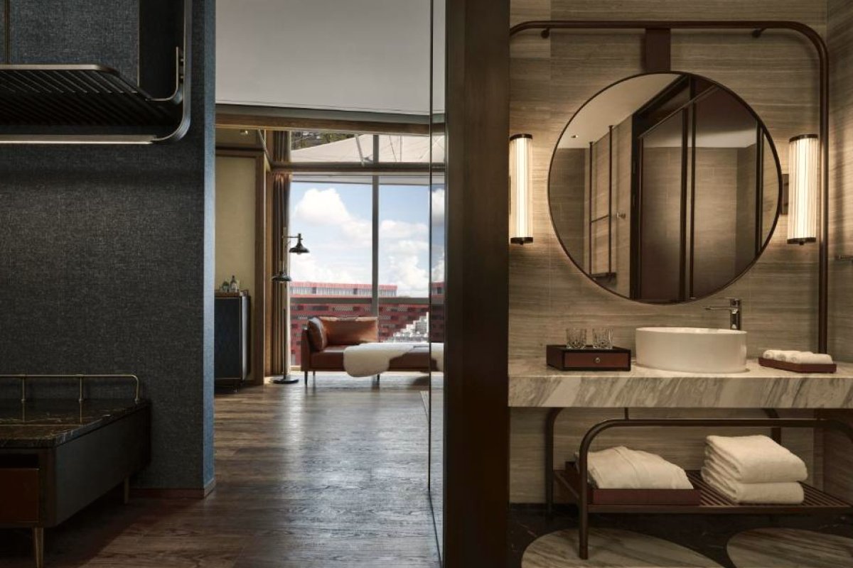 Thompson Shanghai Expo view 3