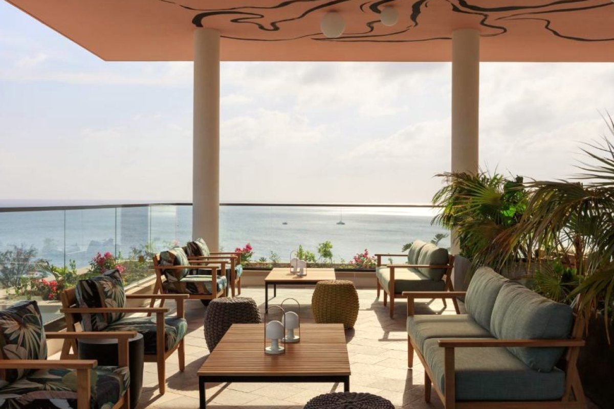 Hotel Indigo Grand Cayman by IHG view 6