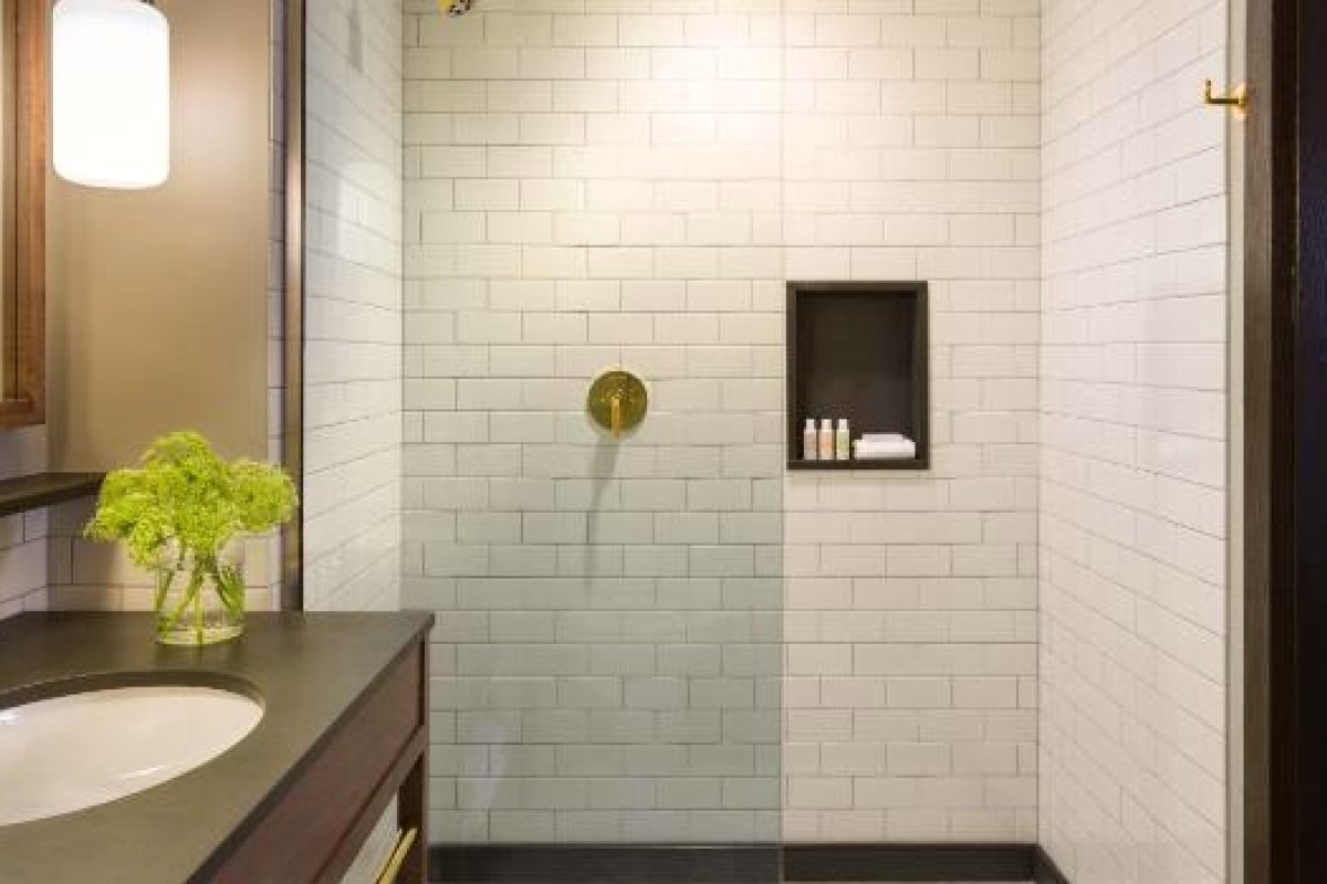 Kimpton Journeyman Hotel by IHG view 3