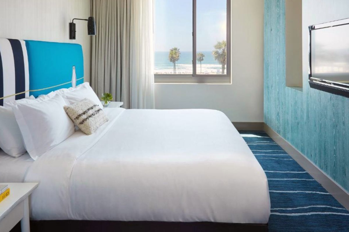 Kimpton Shorebreak Huntington Beach Resort by IHG view 2