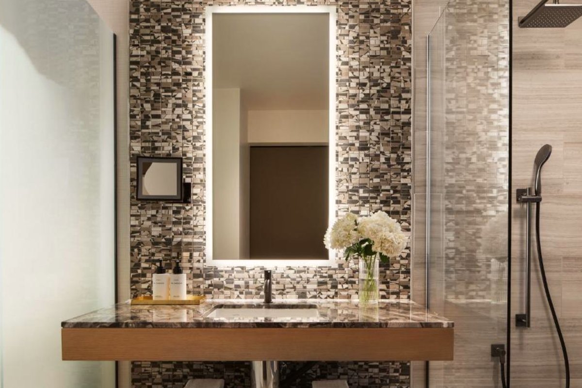 InterContinental Seattle Bellevue by IHG view 3