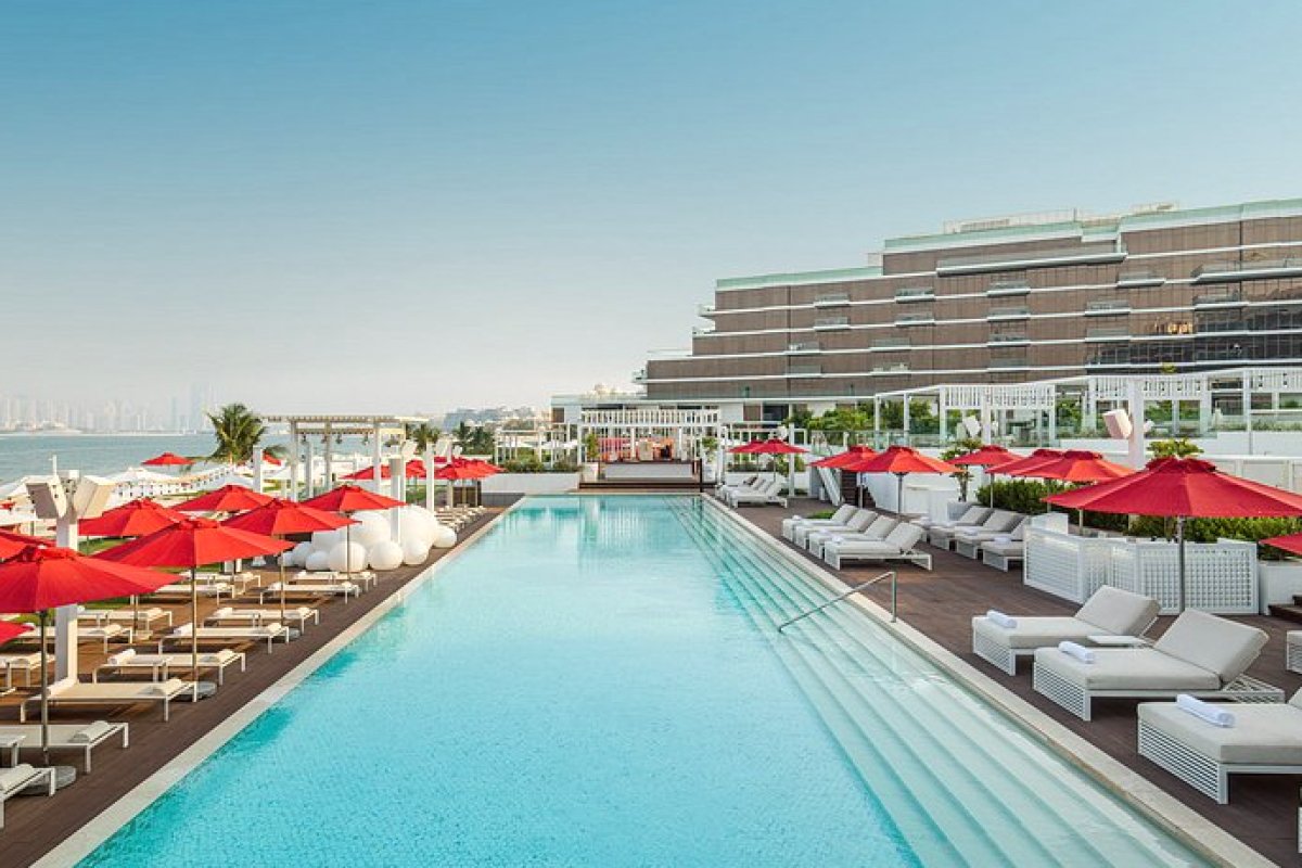 Th8 Palm Dubai Beach Resort, Vignette Collection by IHG view 3