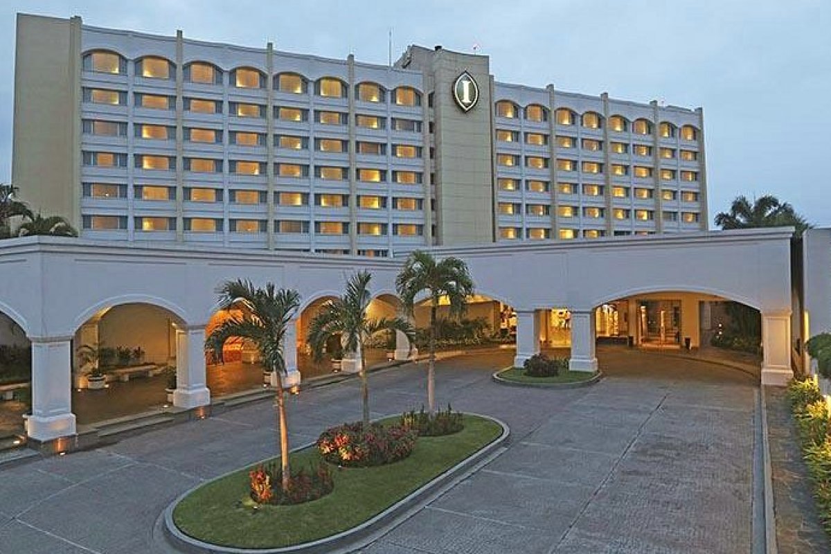 Real InterContinental San Salvador at Metrocentro Mall by IHG view 2