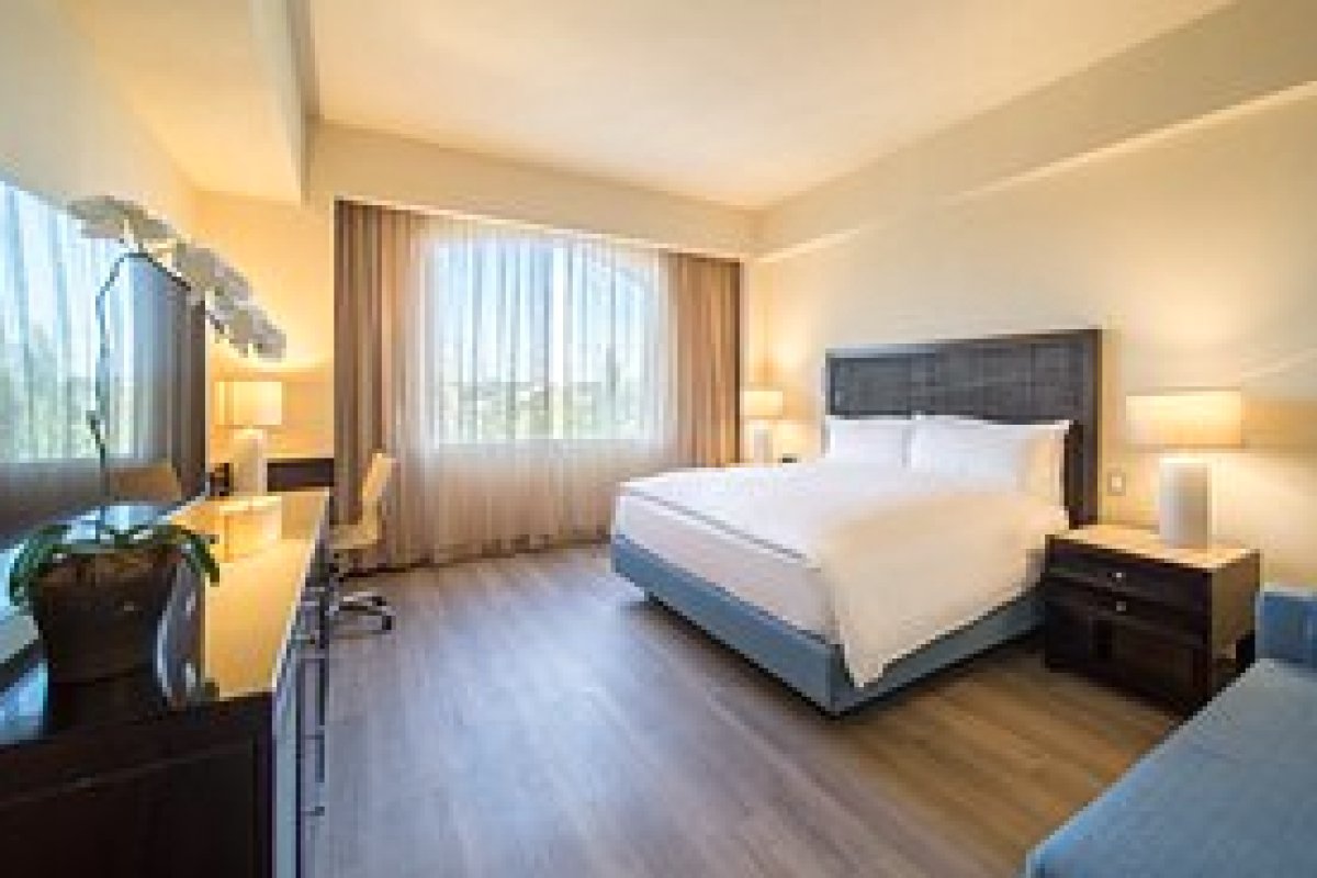 Real InterContinental San Salvador at Metrocentro Mall by IHG view 5