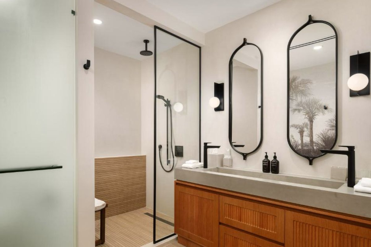 The Strand Turks & Caicos view 3