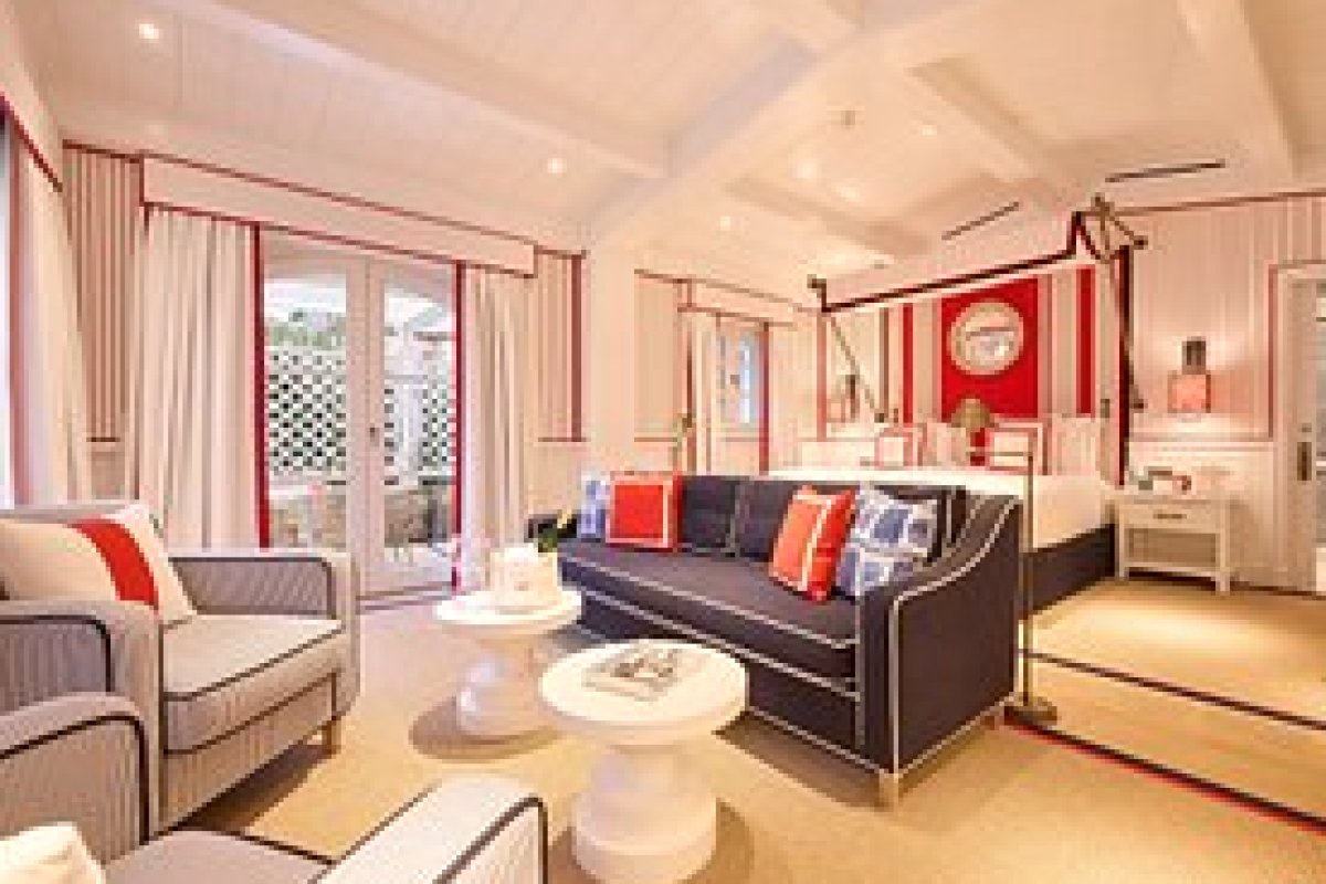 AREV St. Tropez view 5