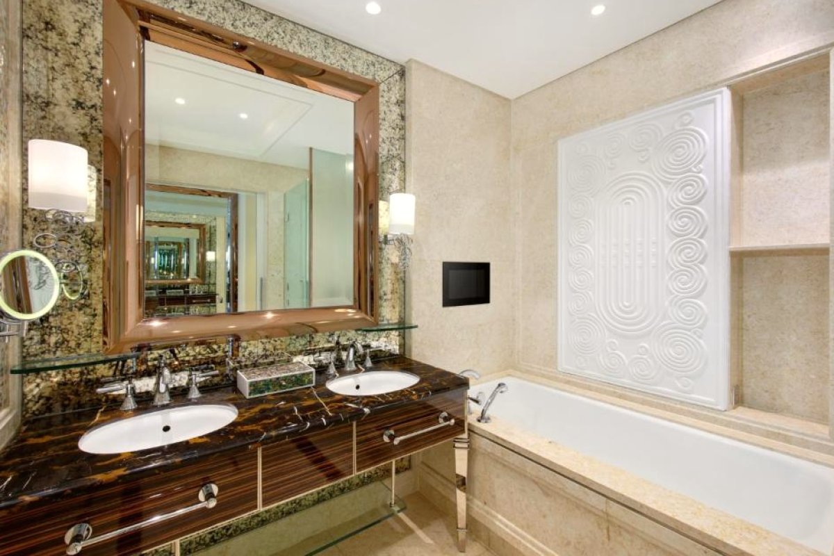 The Reverie Saigon view 3