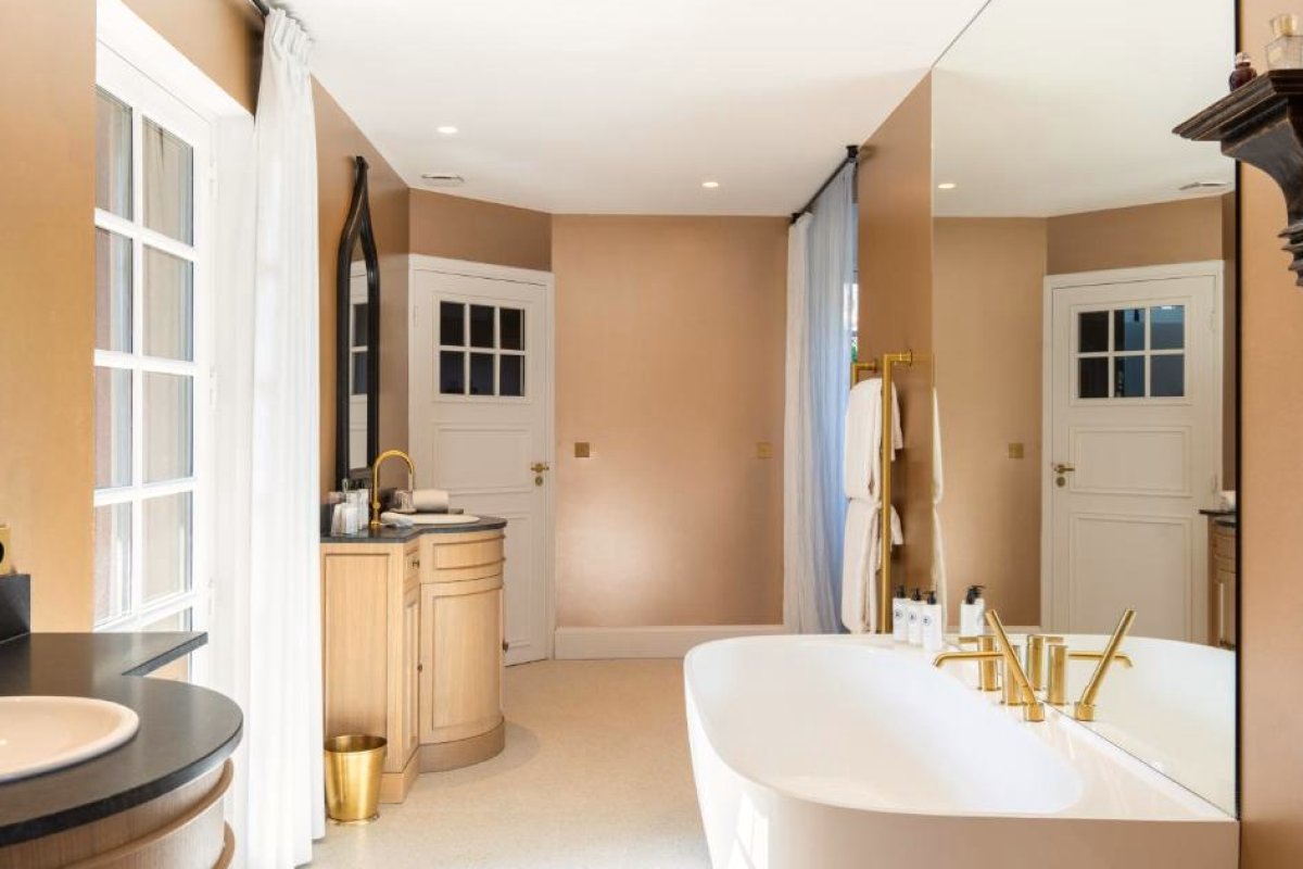 Château de Théoule view 3