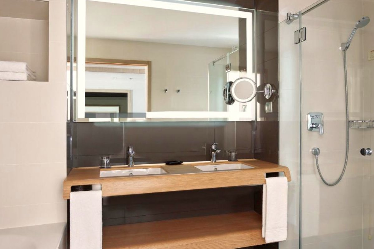 Sheraton Dubrovnik Riviera Hotel view 3