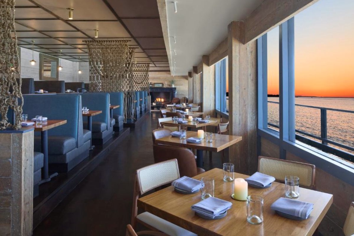 Monterey Beach Hotel, a Tribute Portfolio Hotel by Marriott view 6