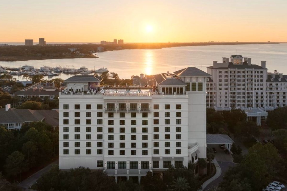 Hotel Effie Sandestin, Autograph Collection view 1