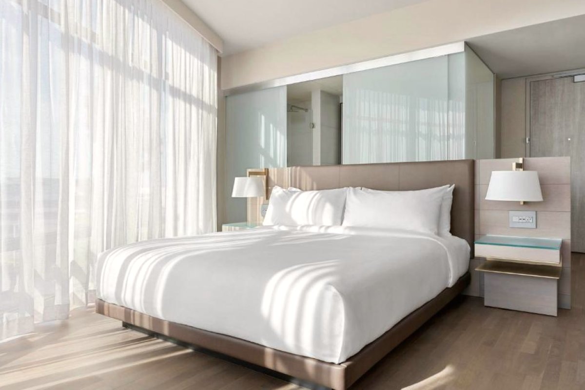 TETRA Hotel, Autograph Collection view 2