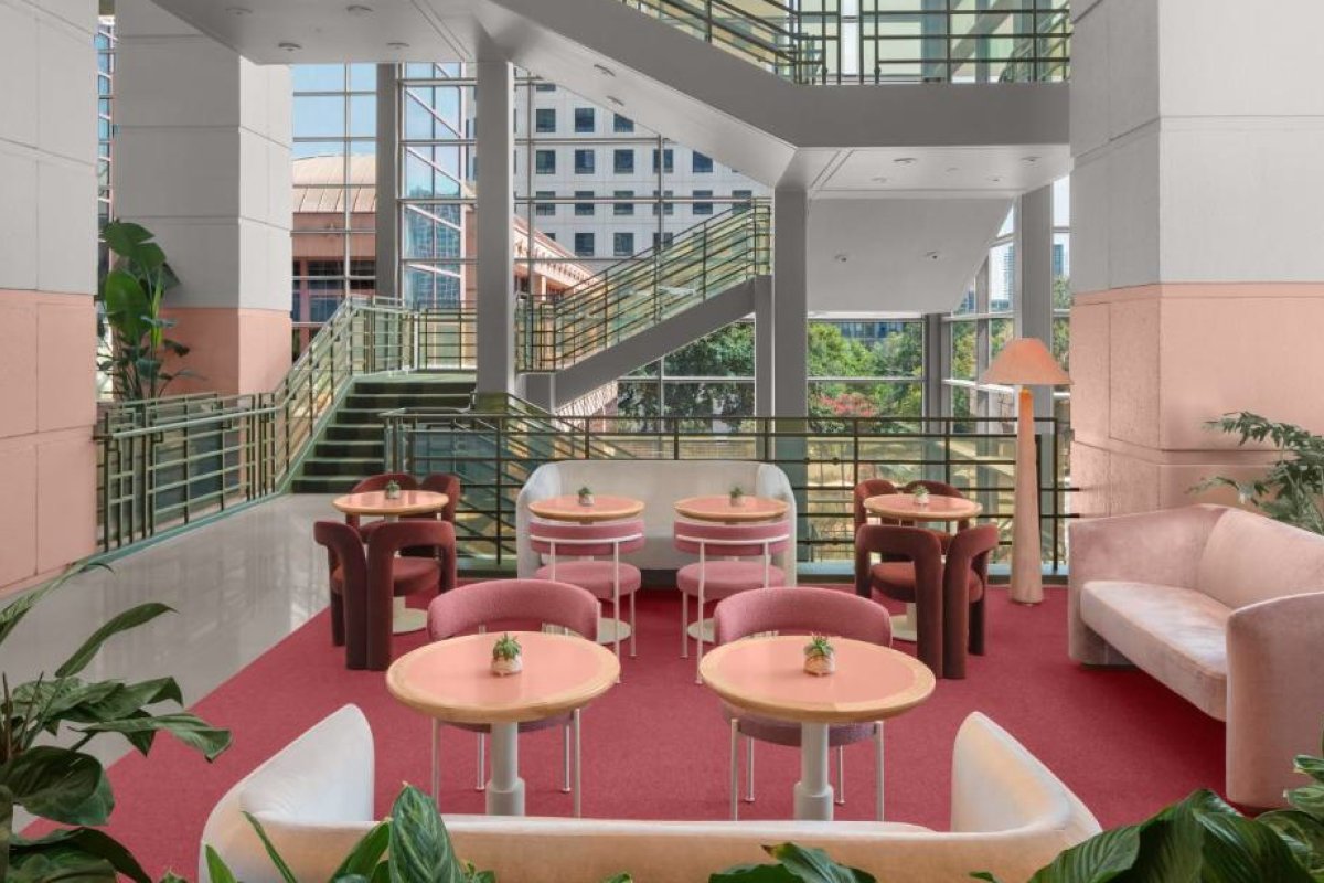 Downright Austin, A Renaissance Hotel view 5