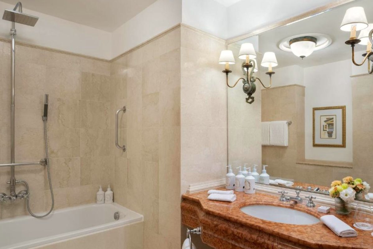 The Excelsior, a Luxury Collection Hotel, Florence view 3