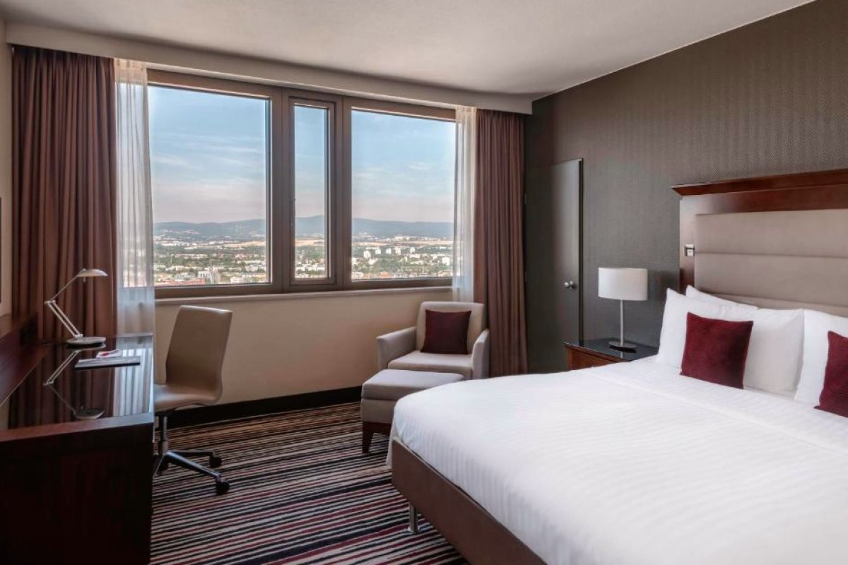 Frankfurt Marriott Hotel view 2