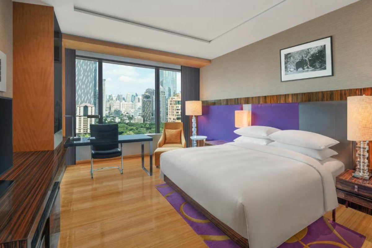 Renaissance Bangkok Ratchaprasong Hotel view 2