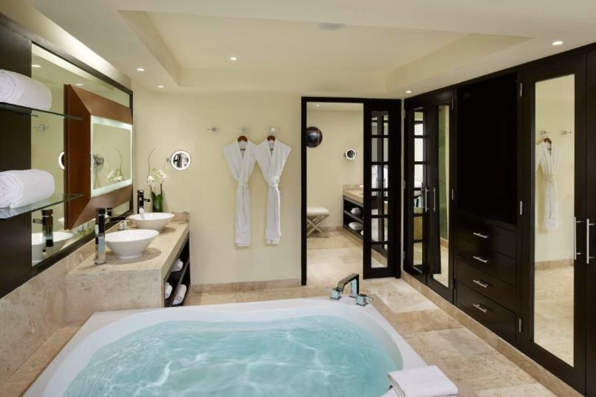 Paradisus La Perla - Adults Only view 3